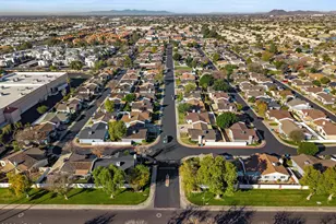 133 E Campo Bello Dr, Phoenix, AZ 85022 - Photo 36