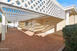 133 E Campo Bello Dr, Phoenix, AZ 85022 - Photo 32