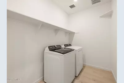 32992 N Vineyard Avenue, San Tan Valley, AZ 85143 - Photo 8