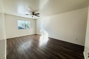 10010 N 7th Ave, Phoenix, AZ 85021 - Photo 8