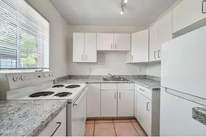 841 N 6th Avenue #9, Phoenix, AZ 85003 - Photo 4