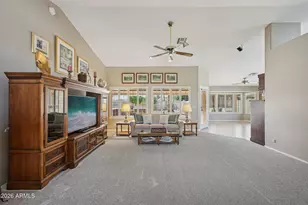 19506 N 89th Dr, Peoria, AZ 85382 - Photo 12