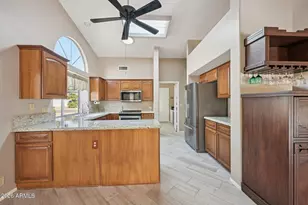 19506 N 89th Dr, Peoria, AZ 85382 - Photo 20