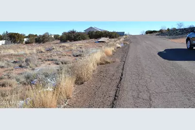 3132 W Country Club Drive #3, Snowflake, AZ 85937 - Photo 2