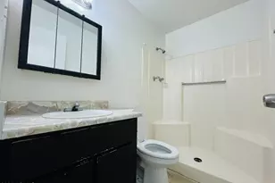 3807 N 23rd Dr, Phoenix, AZ 85015 - Photo 8