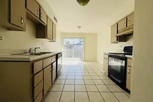 3807 N 23rd Dr, Phoenix, AZ 85015 - Photo 2