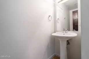 215 E McKinley St, Phoenix, AZ 85004 - Photo 8