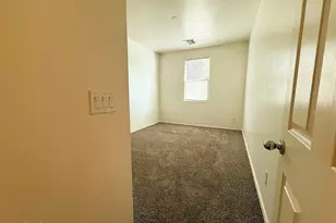 6218 W Laurie Ln, Glendale, AZ 85302 - Photo 24