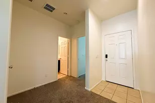 6218 W Laurie Ln, Glendale, AZ 85302 - Photo 8