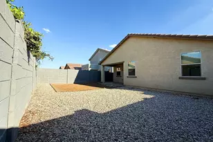 6218 W Laurie Ln, Glendale, AZ 85302 - Photo 32