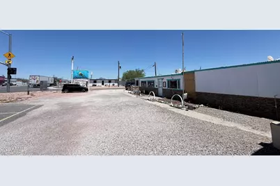 415 E Main Street E, Quartzsite, AZ 85346 - Photo 2