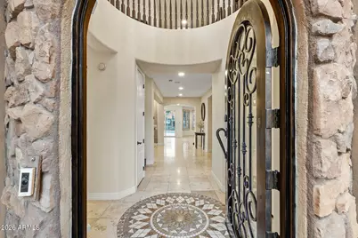 921 E Canyon Way, Chandler, AZ 85249 - Photo 4