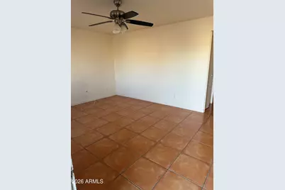 2339 N 48th Drive, Phoenix, AZ 85035 - Photo 10