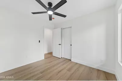 2432 W Saint Moritz Lane, Phoenix, AZ 85023 - Photo 18