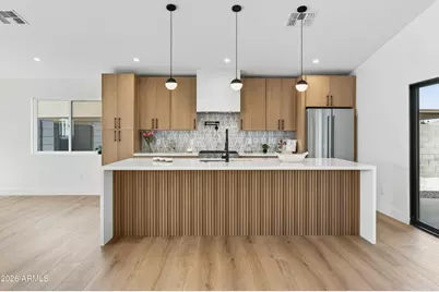 2432 W Saint Moritz Lane, Phoenix, AZ 85023 - Photo 16