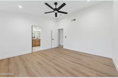 2432 W Saint Moritz Lane, Phoenix, AZ 85023 - Photo 26