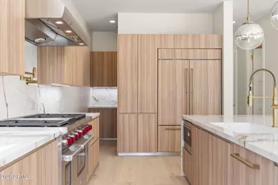 4227 E Campbell Avenue, Phoenix, AZ 85018 - Photo 14