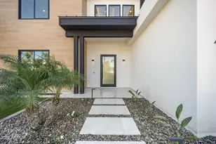 4227 E Campbell Ave, Phoenix, AZ 85018 - Photo 2