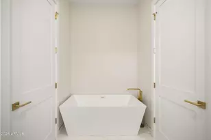 4227 E Campbell Ave, Phoenix, AZ 85018 - Photo 36