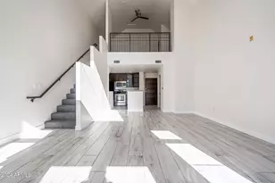 215 E McKinley St, Phoenix, AZ 85004 - Photo 2