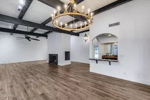 6333 N Scottsdale Rd, Scottsdale, AZ 85250 - Photo 14