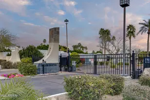 6333 N Scottsdale Rd, Scottsdale, AZ 85250 - Photo 2