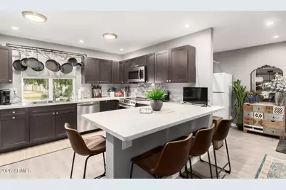 9001 N 109th Drive, Sun City, AZ 85351 - Photo 10