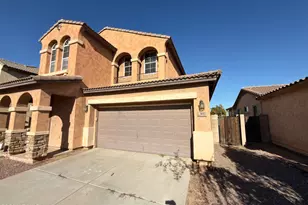 3832 W Glass Ln, Phoenix, AZ 85041 - Photo 1