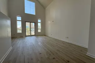 215 E McKinley St, Phoenix, AZ 85004 - Photo 4