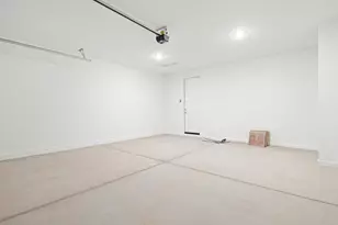 32899 N Vineyard Ave, San Tan Valley, AZ 85143 - Photo 16