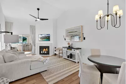 10401 N 52nd Street #230, Paradise Valley, AZ 85253 - Photo 1