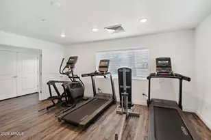 12925 W Greenway Rd, El Mirage, AZ 85335 - Photo 16