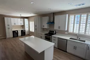 25823 N 67th Ln, Peoria, AZ 85383 - Photo 12