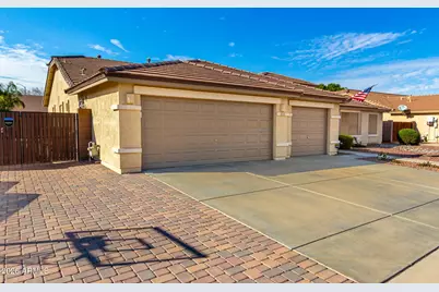 20432 N 87th Lane, Peoria, AZ 85382 - Photo 2