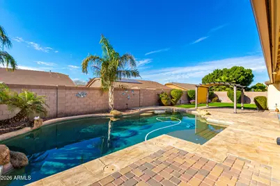 20432 N 87th Lane, Peoria, AZ 85382 - Photo 4