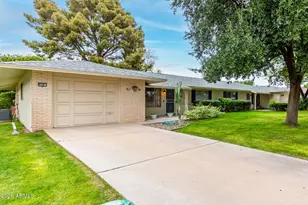 9706 W Sandstone Dr, Sun City, AZ 85351 - Photo 2