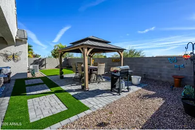 18363 W Whispering Wind Drive, Surprise, AZ 85387 - Photo 14