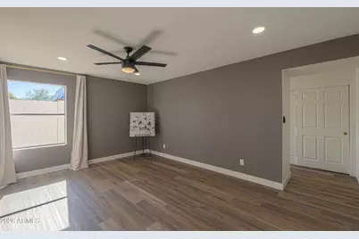 2011 W Nopal Avenue, Mesa, AZ 85202 - Photo 20