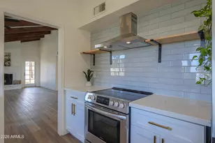 2011 W Nopal Ave, Mesa, AZ 85202 - Photo 10