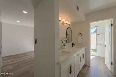 2011 W Nopal Avenue, Mesa, AZ 85202 - Photo 24