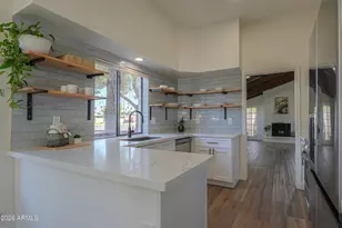 2011 W Nopal Ave, Mesa, AZ 85202 - Photo 2