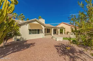 563 W Champagne Dr, Sun Lakes, AZ 85248 - Photo 36