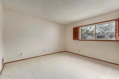 4621 E Onyx Avenue, Phoenix, AZ 85028 - Photo 32