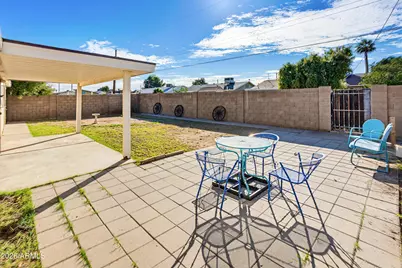 3713 W Las Palmaritas Drive, Phoenix, AZ 85051 - Photo 4