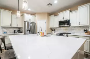 10754 W Yearling Rd, Peoria, AZ 85383 - Photo 10