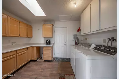 10821 W Pineaire Drive, Sun City, AZ 85351 - Photo 16