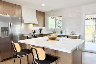 6408 W Avalon Dr, Phoenix, AZ 85033 - Photo 2