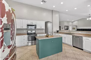 3983 E Triple Crown Dr, San Tan Valley, AZ 85140 - Photo 12