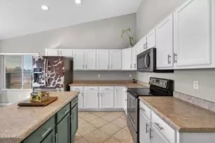 3983 E Triple Crown Dr, San Tan Valley, AZ 85140 - Photo 14