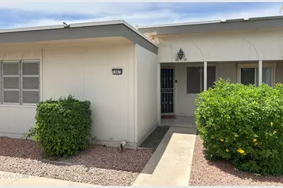 10878 W Coggins Drive, Sun City, AZ 85351 - Photo 16